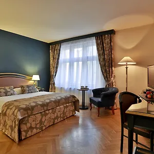 https://elysee.praguehotelsweb.com