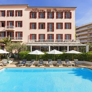 https://des-orangers.fr-provencehotel.com